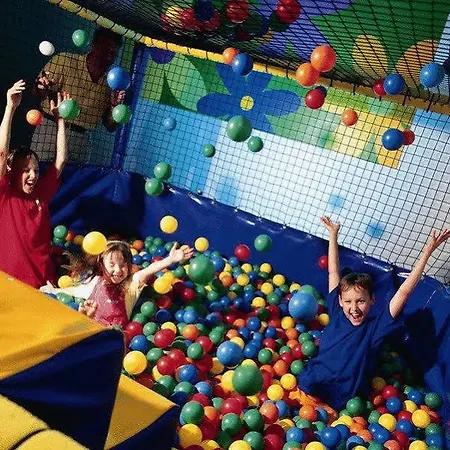 Pontins-Southport Holiday Park 